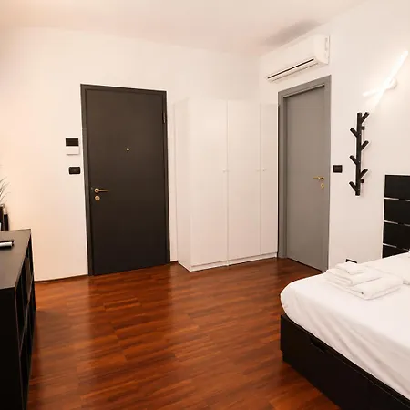 Lagrange Loft - Centro, Porta Nuova 50m شقة